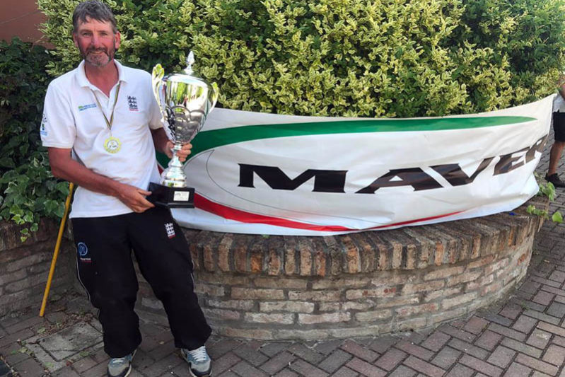 Eddie Bridon wins gold with the England feeder team on the Ostellato in Italy Eddie Bridon wins gold with the England feeder team on the Ostellato in Italy