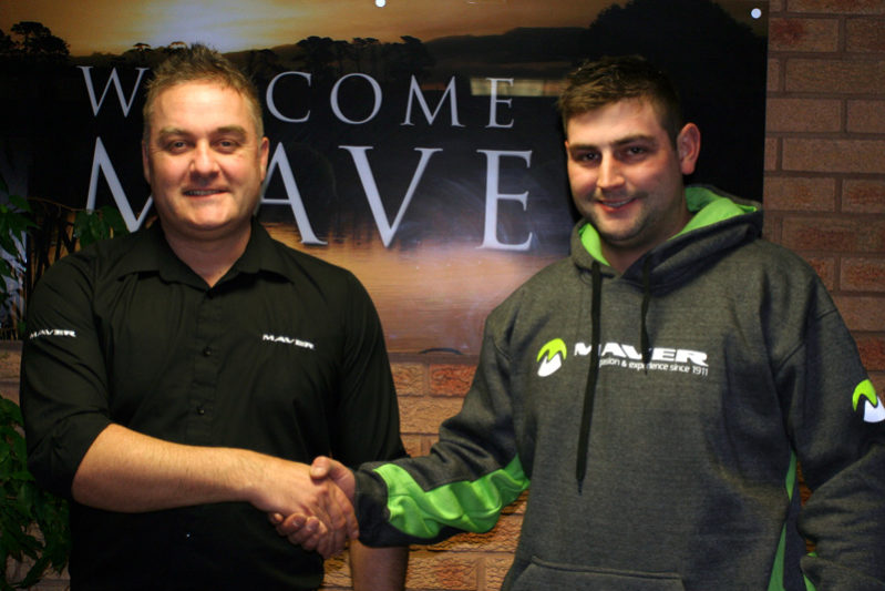 Lee Edwards (left) welcomes Matt Derry to Maver Lee Edwards (left) welcomes Matt Derry to Maver